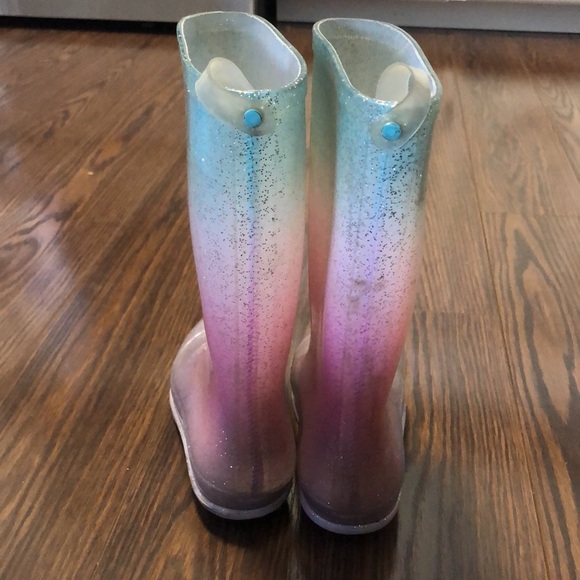 Girls Size 13 Sparkly Rubber Boots - Picture 4 of 8